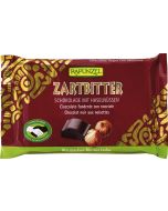 Zartbitter Schokolade mit Haselnüsse