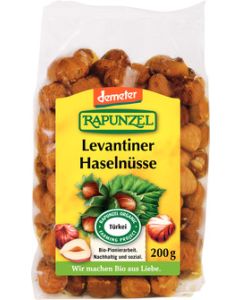 Haselnusskerne / Haselnüsse
